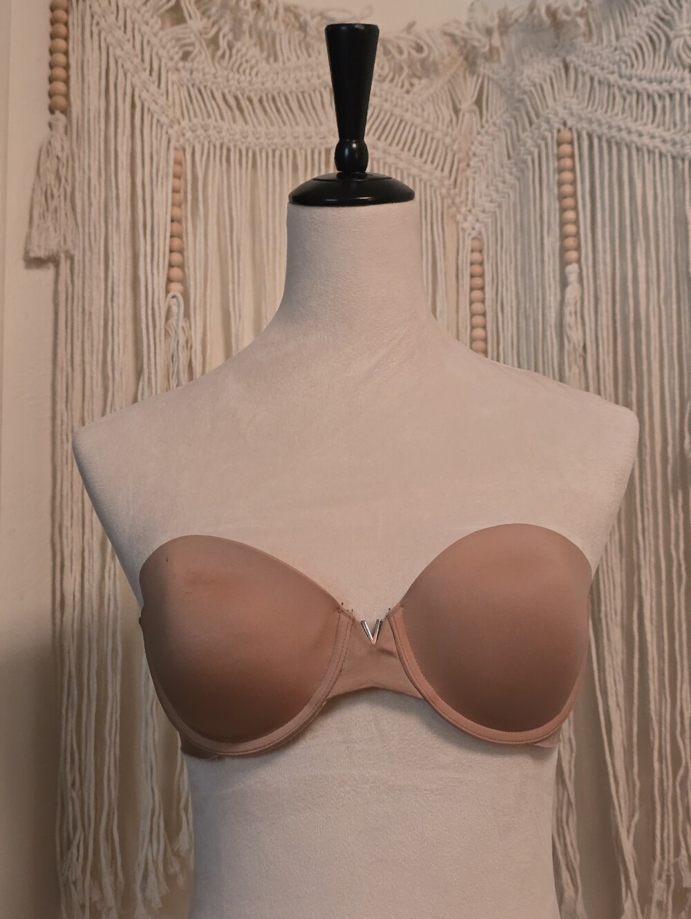 Size 34B Victoria's Secret Strapless Nude Padded T-Shirt Bra